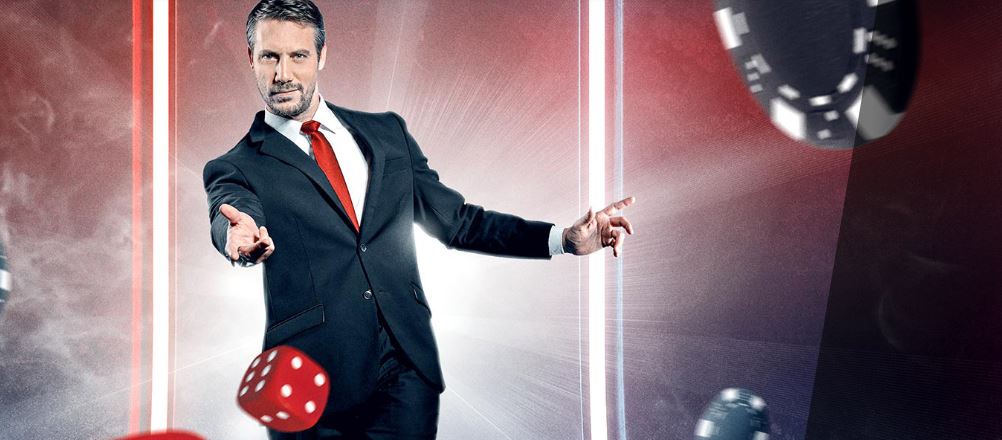 Live Casino Weekly Cashback at Vegas Hero - Casinorella.com